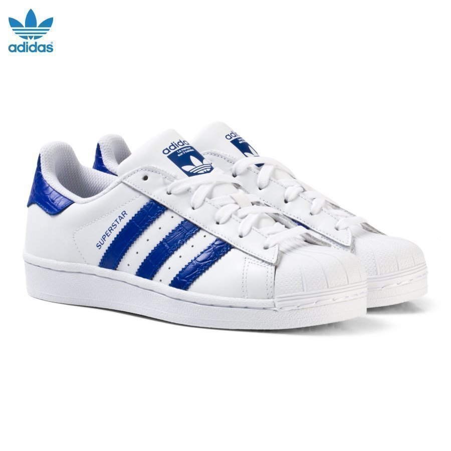 Adidas Originals White And Blue Junior Superstar Trainers Lenkkarit