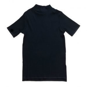 BY HOUNd Rib Turtleneck Tee