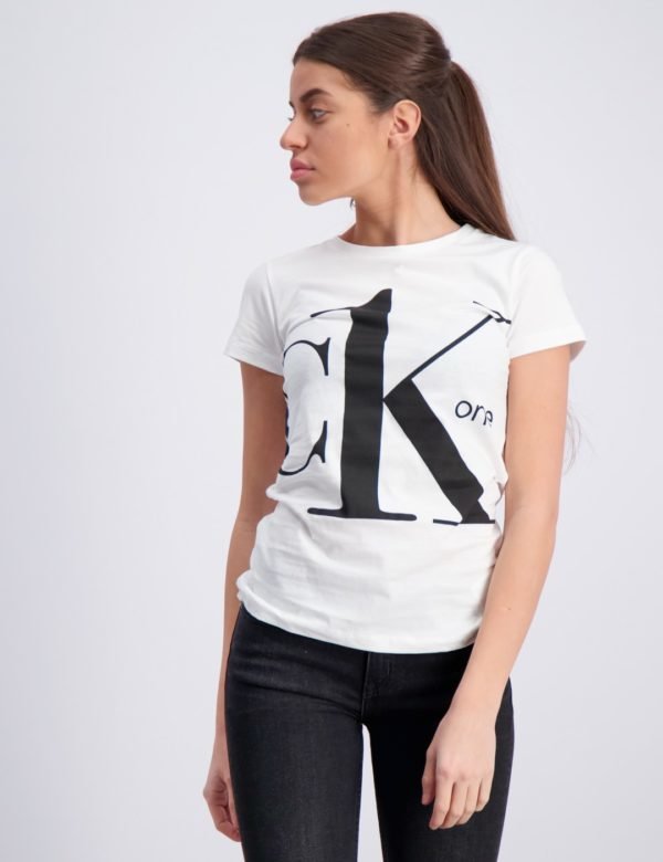 Calvin Klein Ck One Ss T Shirt T-Paita Valkoinen