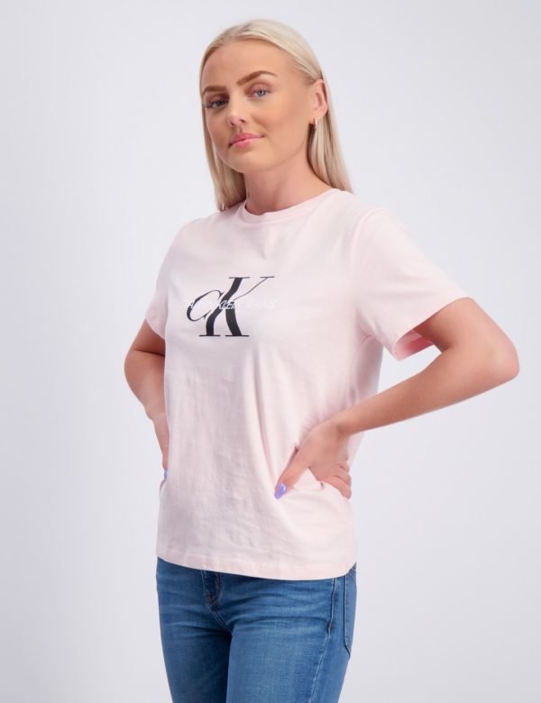 Calvin Klein Monogram Logo T Shirt T-Paita Vaaleanpunainen