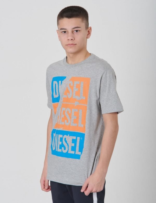 Diesel Tjustzc Over T Shirt T-Paita Harmaa