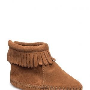 Minnetonka Back Flap Bootie B