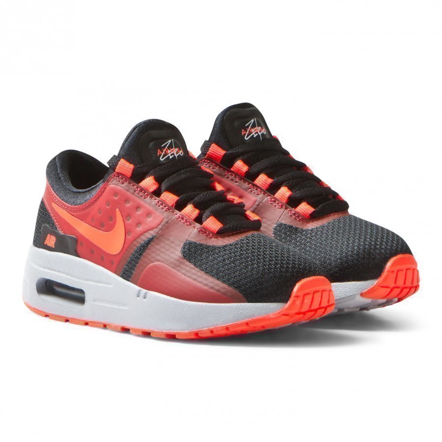 Nike Black Red Zero Essential Kids Trainers Lenkkarit