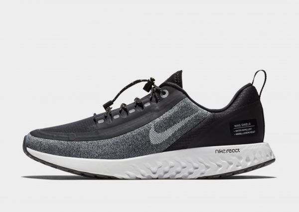 Nike Epic React Shield Musta