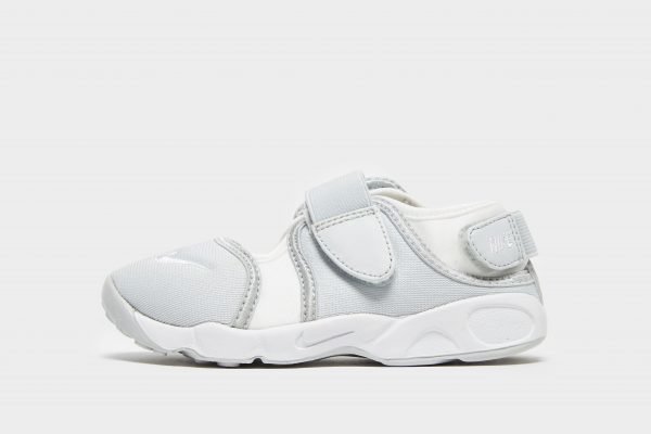 Nike Rift Pure Platinum