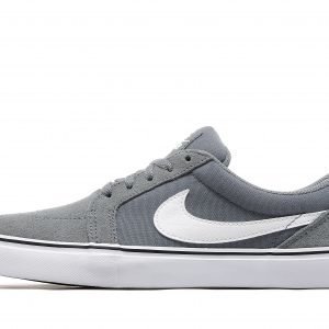 Nike Satire 2 Harmaa