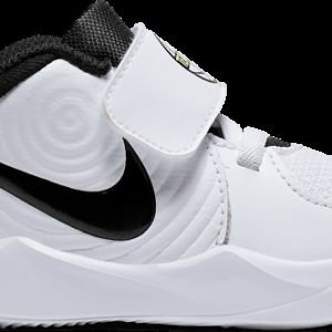 Nike Team Hustle D 9 Tennarit