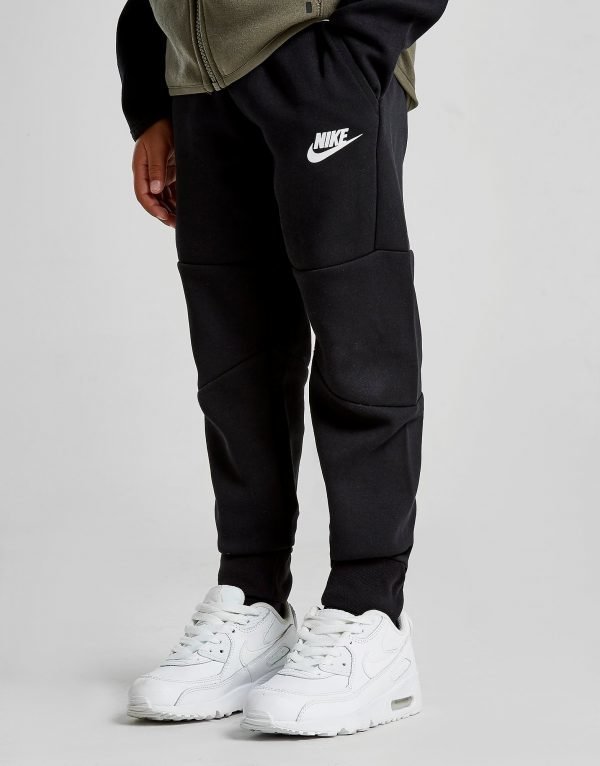 Nike Tech Essentials Track Pants Housut Musta