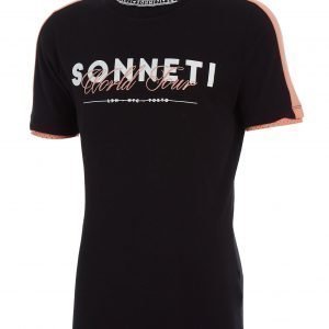 Sonneti Girls' Freestyle Boyfriend T-Shirt Musta