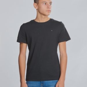 Tommy Hilfiger Boys Basic Cn Tee T-Paita Musta